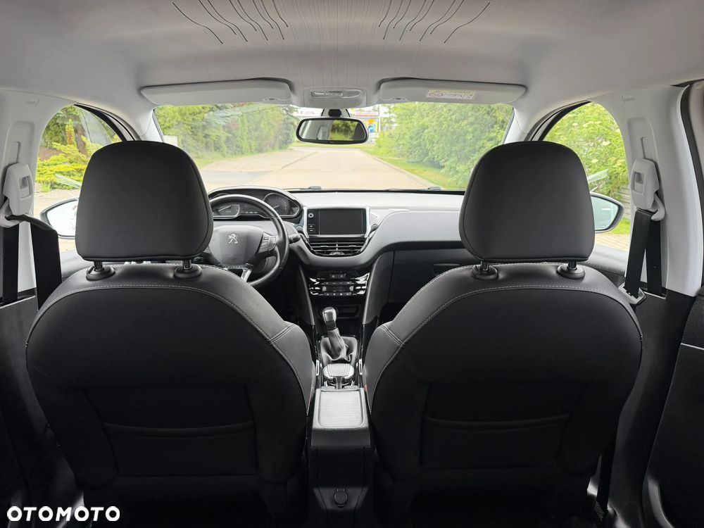 Peugeot 2008 PureTech 110 Stop&Start Allure - 29