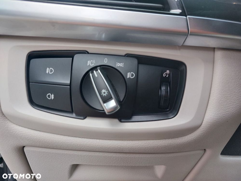 BMW X5 xDrive30d - 23