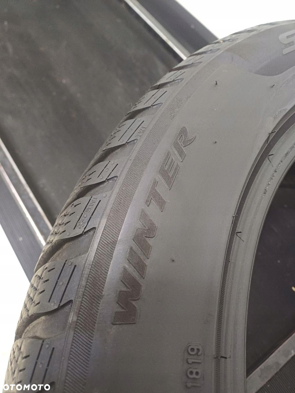 Pirelli Winter SottoZero 3 225/45R17 94 V 6mm 2019r opona pojedyncza 50091 - 5
