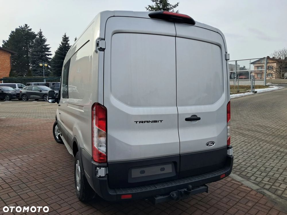 Ford Transit - 8