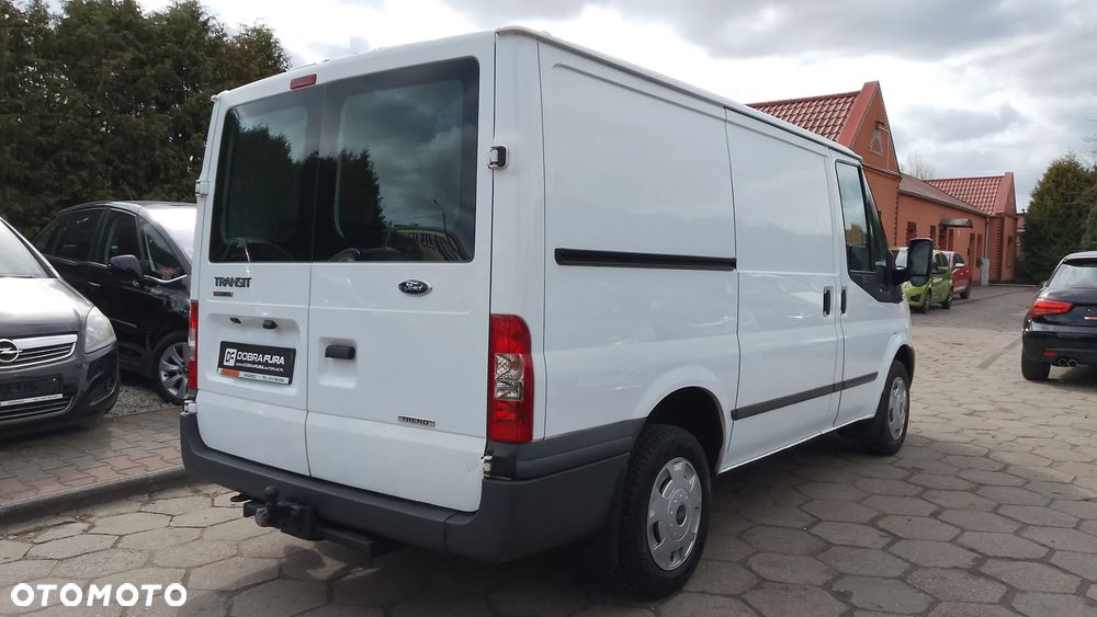 Ford Transit - 32