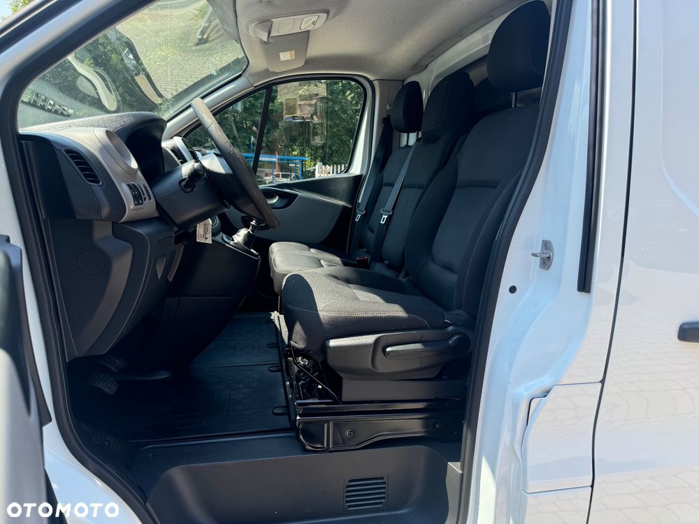 Renault Trafic - 17