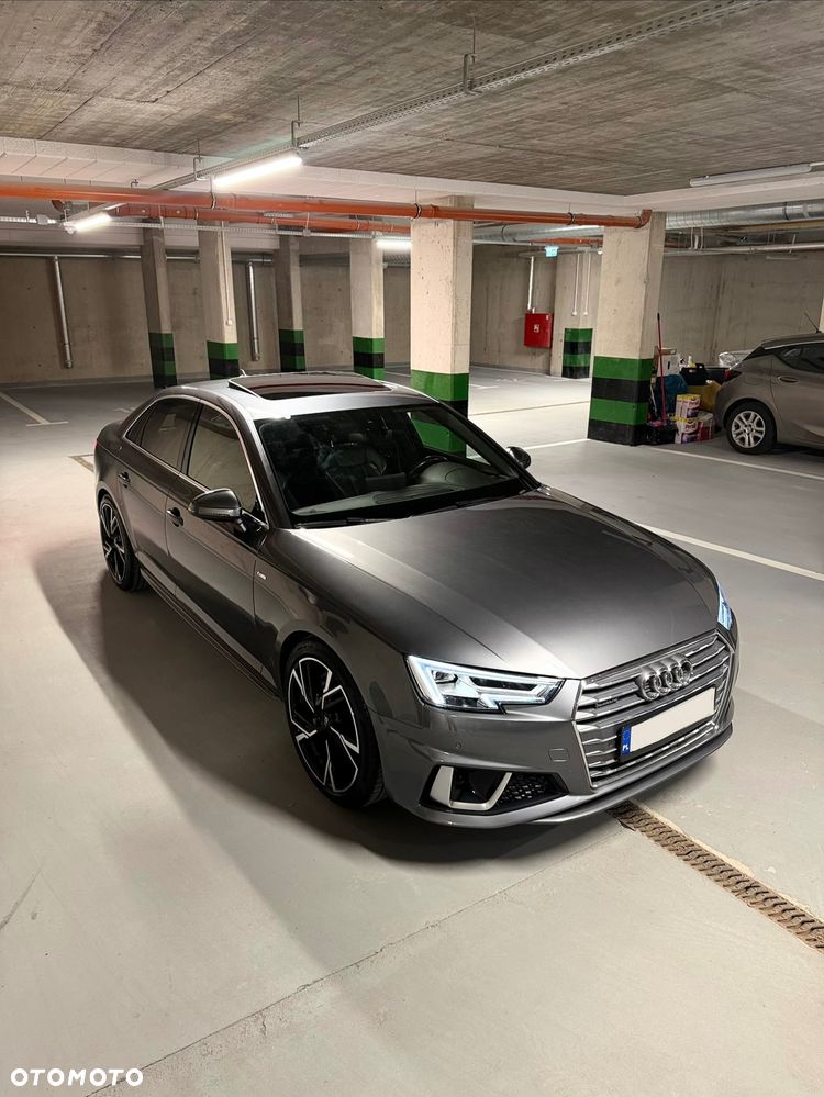 Audi A4 Limousine - 4