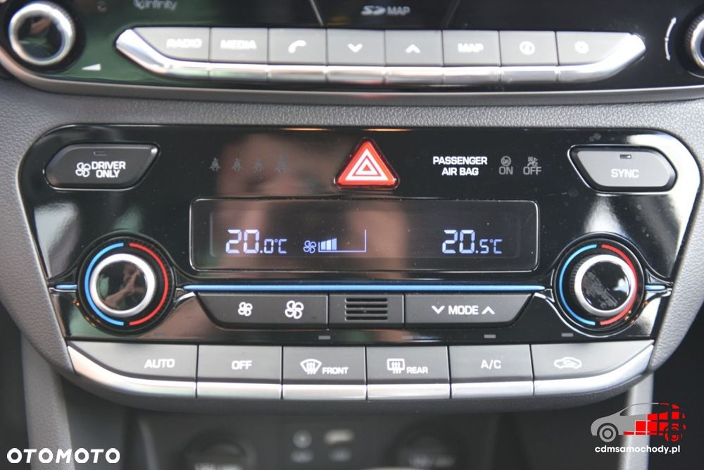 Hyundai IONIQ - 29