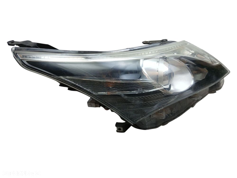 LAMPA PRAWY PRZÓD TOYOTA AVENSIS T27 LIFT (2012-2015) 1.8 VALVEMATIC 147KM 10000-17685 - 2