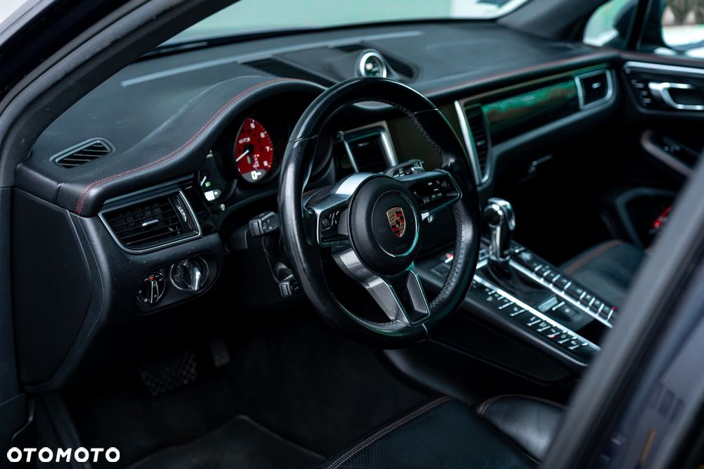 Porsche Macan GTS PDK - 16