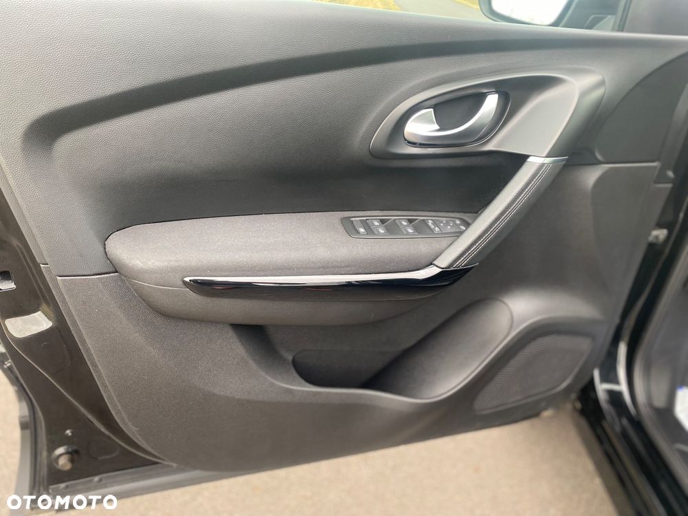 Renault Kadjar 1.3 TCe FAP Black Edition EDC - 17