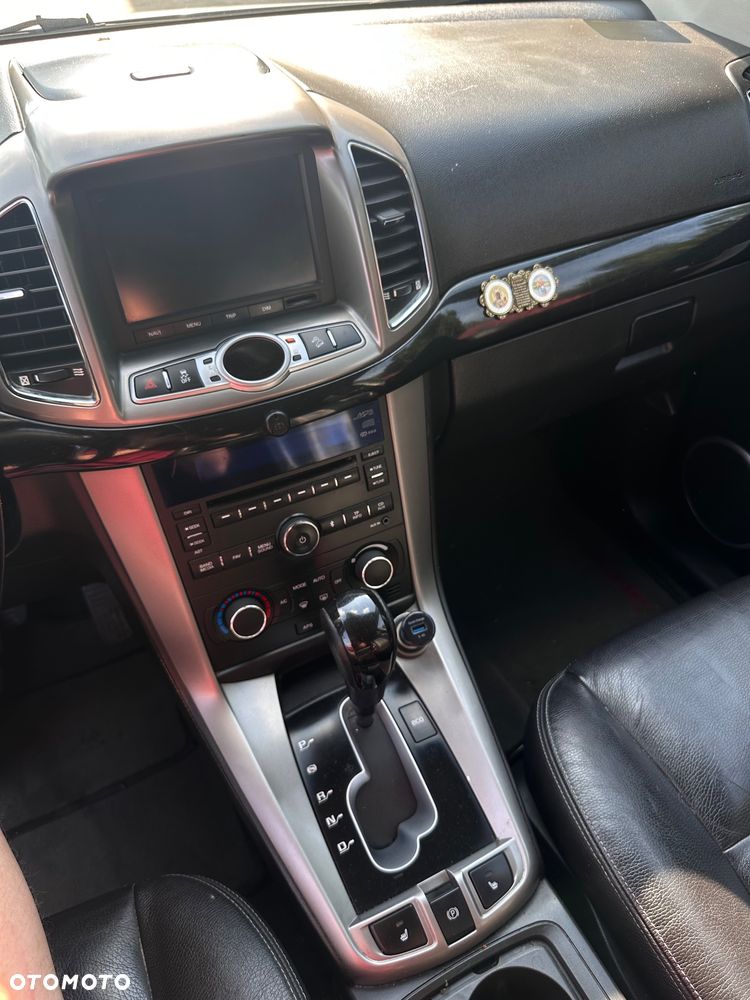 Chevrolet Captiva 2.2 D LTZ - 36