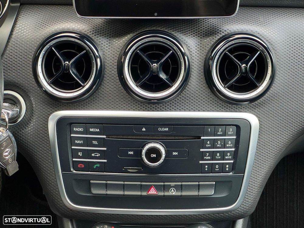 Mercedes-Benz A 180 CDI (BlueEFFICIENCY) Urban - 38