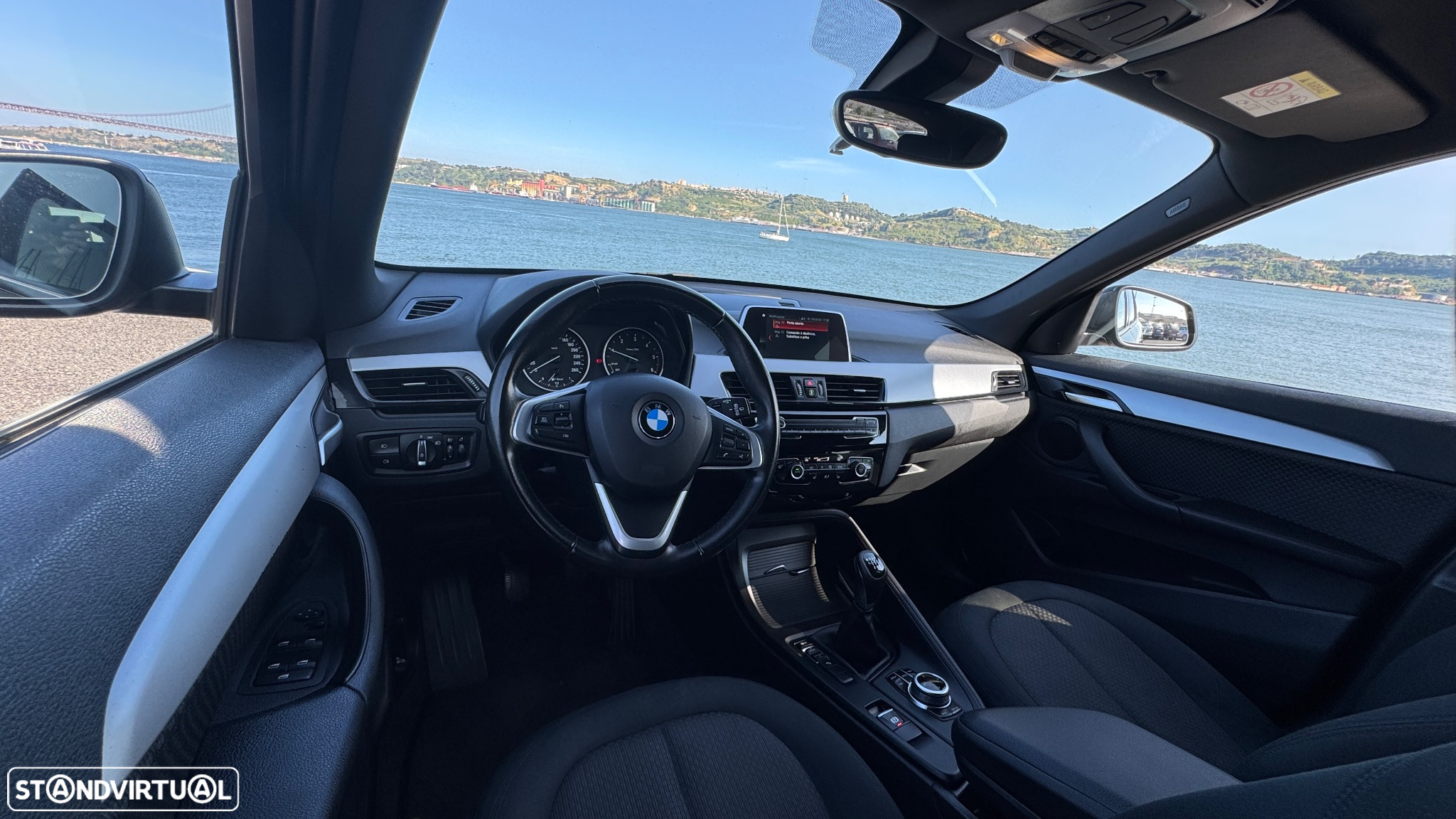 BMW X1 16 d sDrive Line Sport - 24