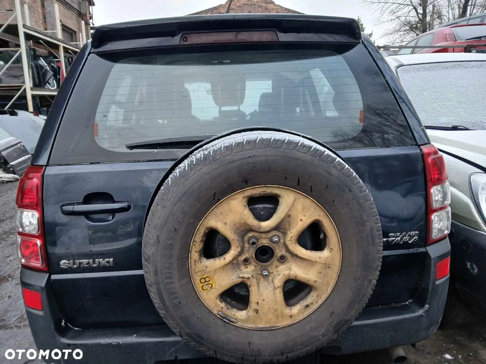 Suzuki Grand Vitara Klapa bagażnika - 1