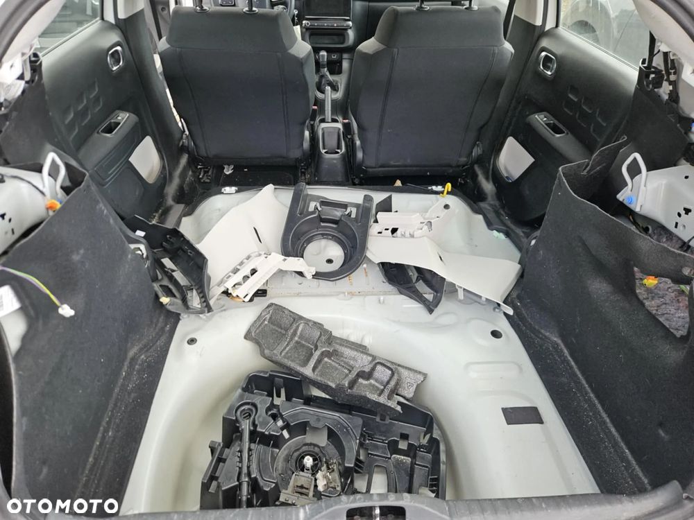 Citroën C3 1.2 PureTech Feel - 17