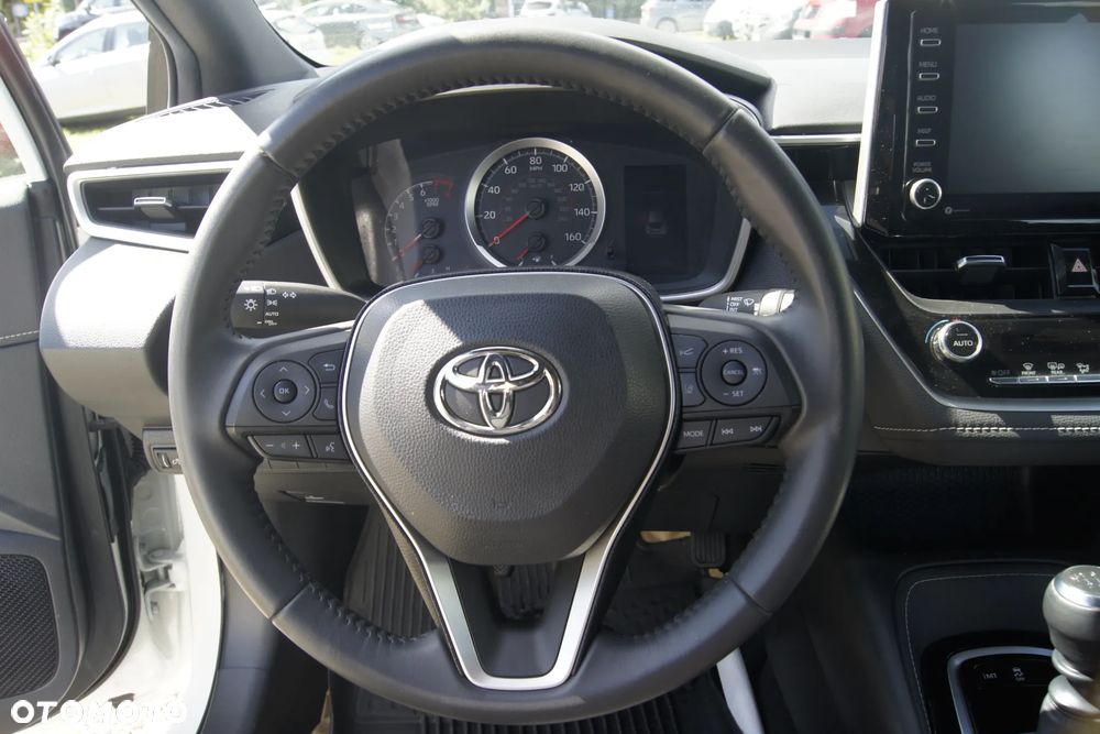 Toyota Corolla - 13