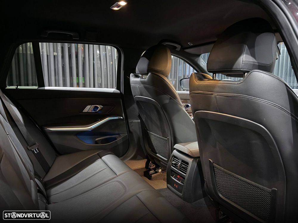 BMW 320 e Line Sport Auto - 42
