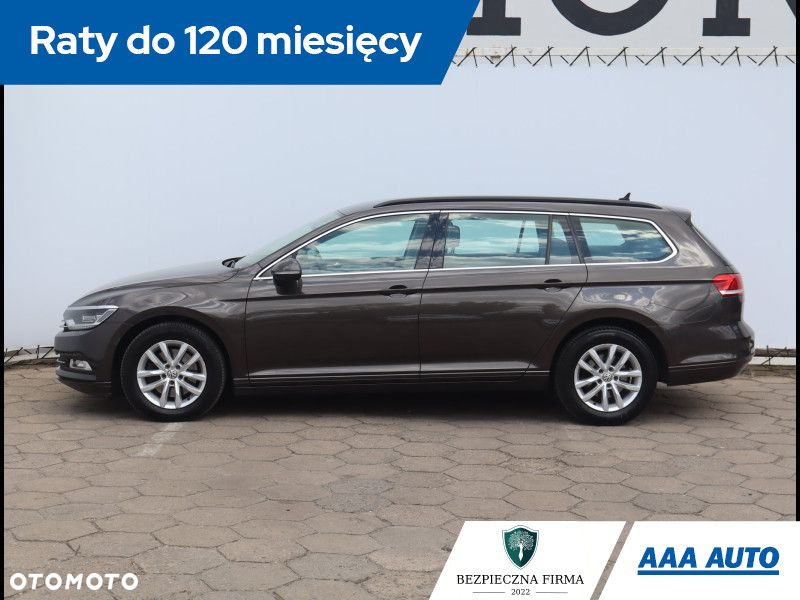 Volkswagen Passat - 3