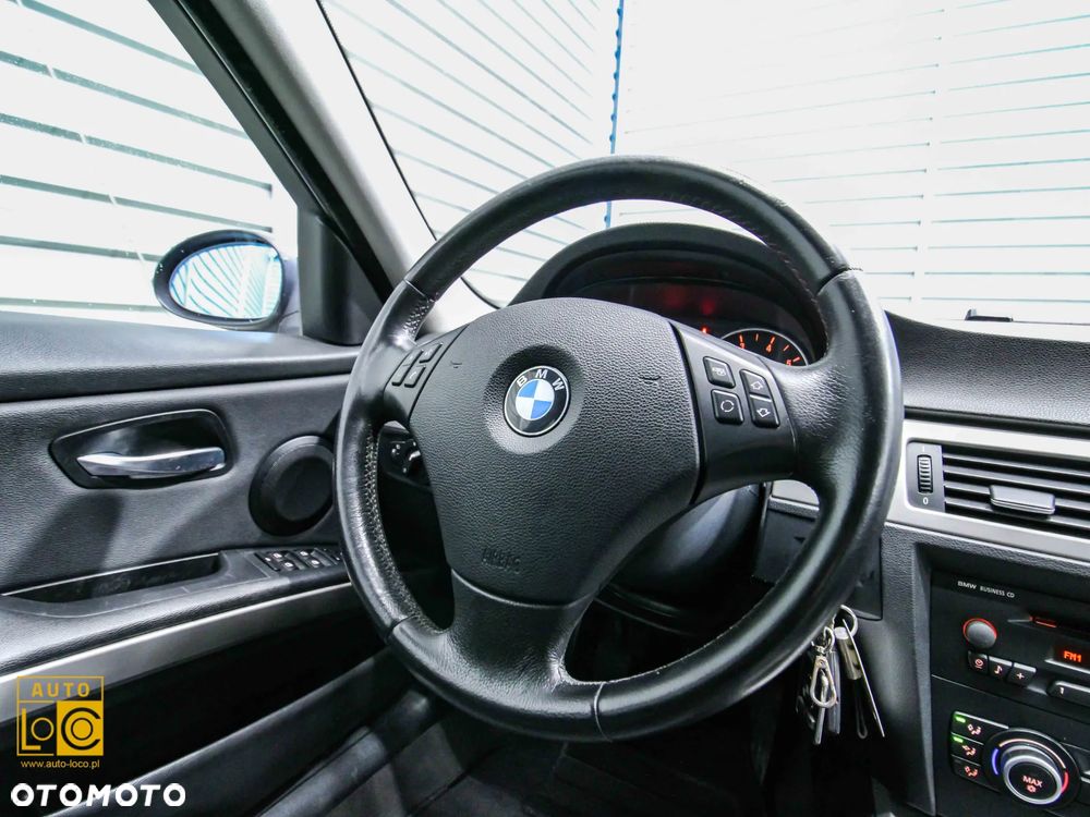 BMW Seria 3 - 20