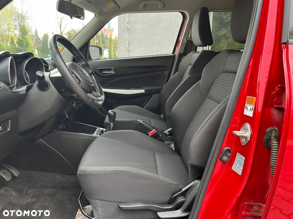 Suzuki Swift 1.2 Dualjet Allgrip Comfort - 8