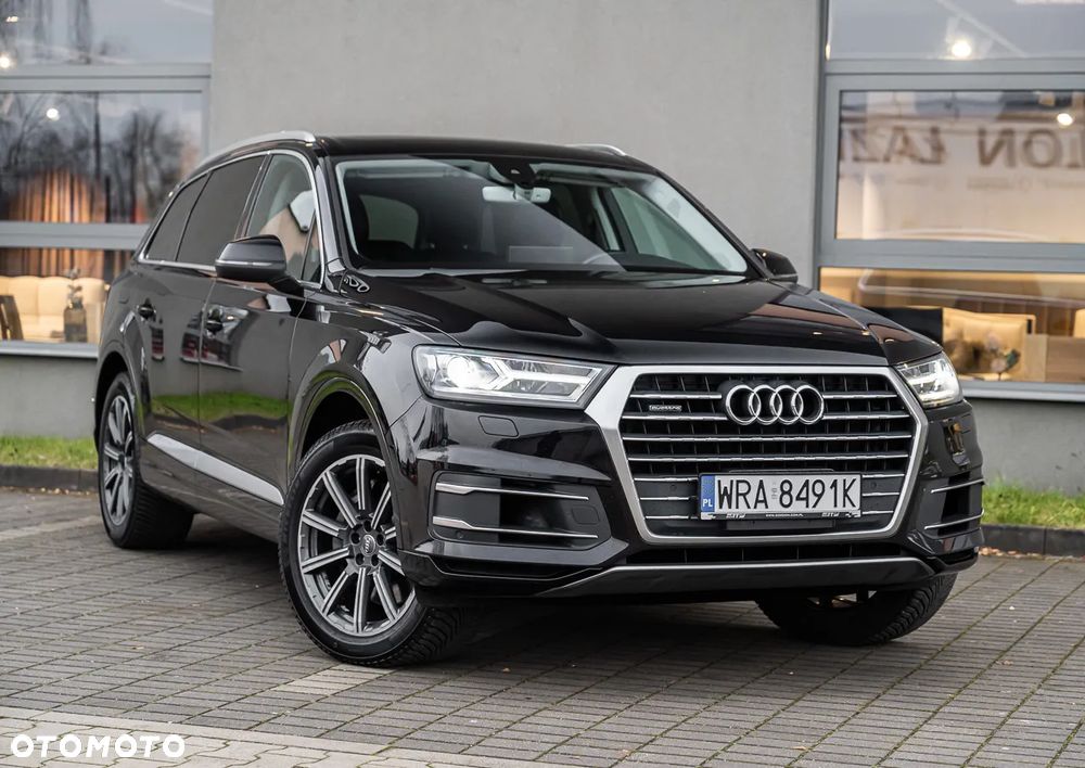 Audi Q7 - 1