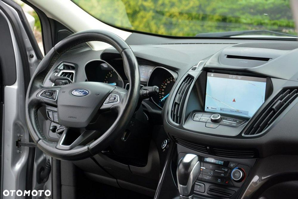 Ford Kuga 2.0 TDCi 4x4 Titanium - 23