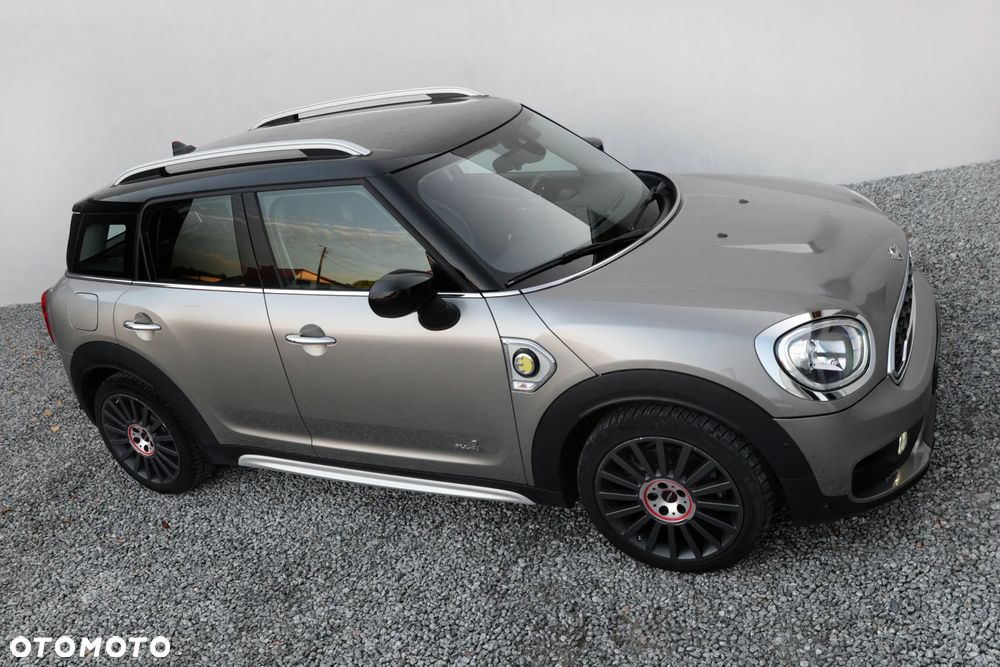 MINI Countryman Cooper SE ALL4 John Cooper Works Trim - 16