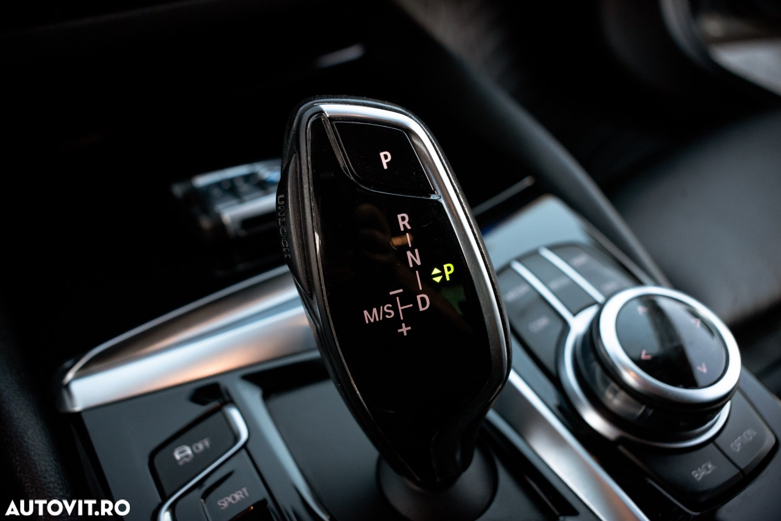 BMW Seria 5 520d AT - 29