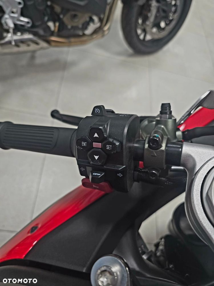 QJMOTOR SRK 921RR - 6