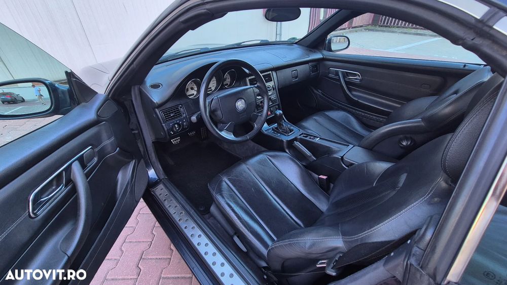 Mercedes-Benz SLK 200 - 7