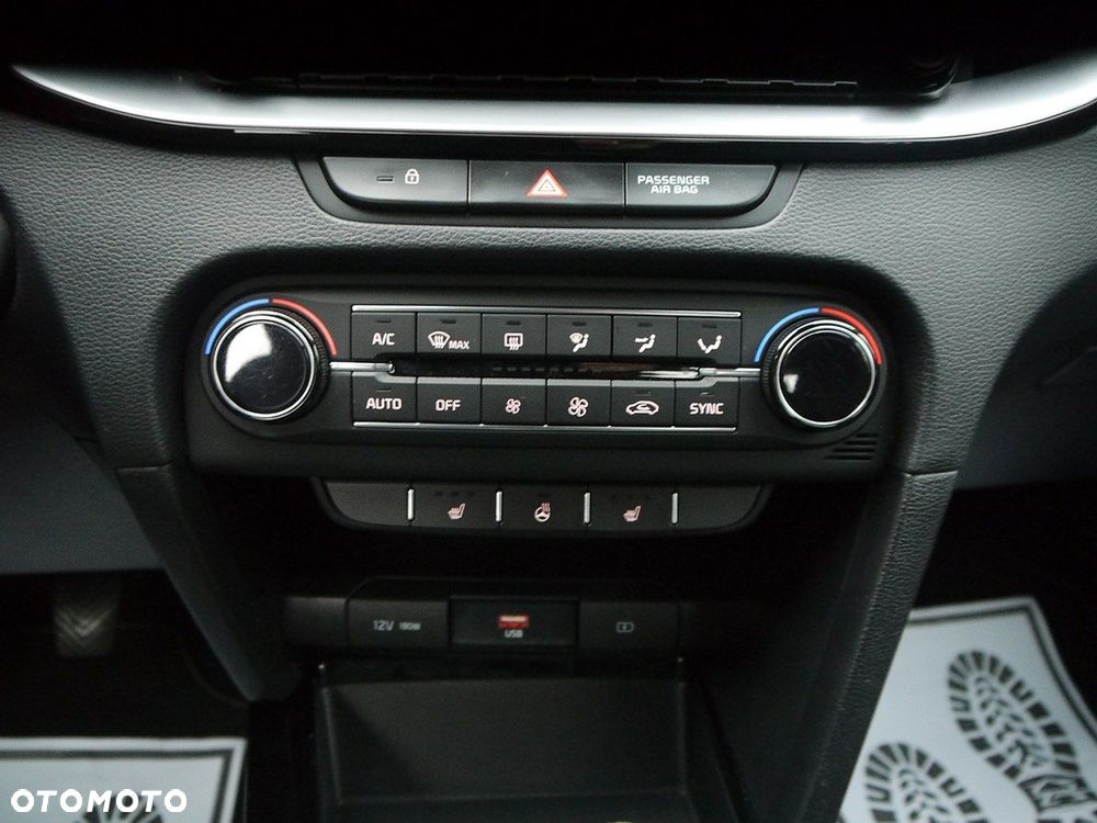 Kia Ceed 1.6 CRDi mHEV Business Line - 20