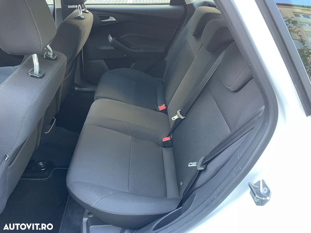 Ford Focus 1.5 EcoBlue Start-Stopp-System TREND - 6