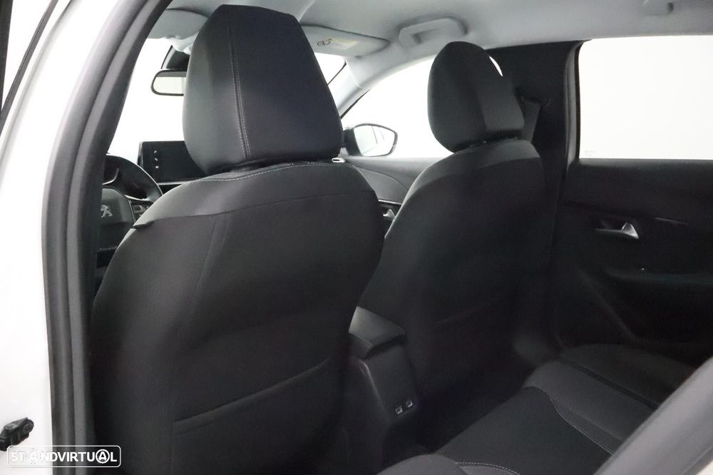 Peugeot 208 1.2 PureTech Allure - 26
