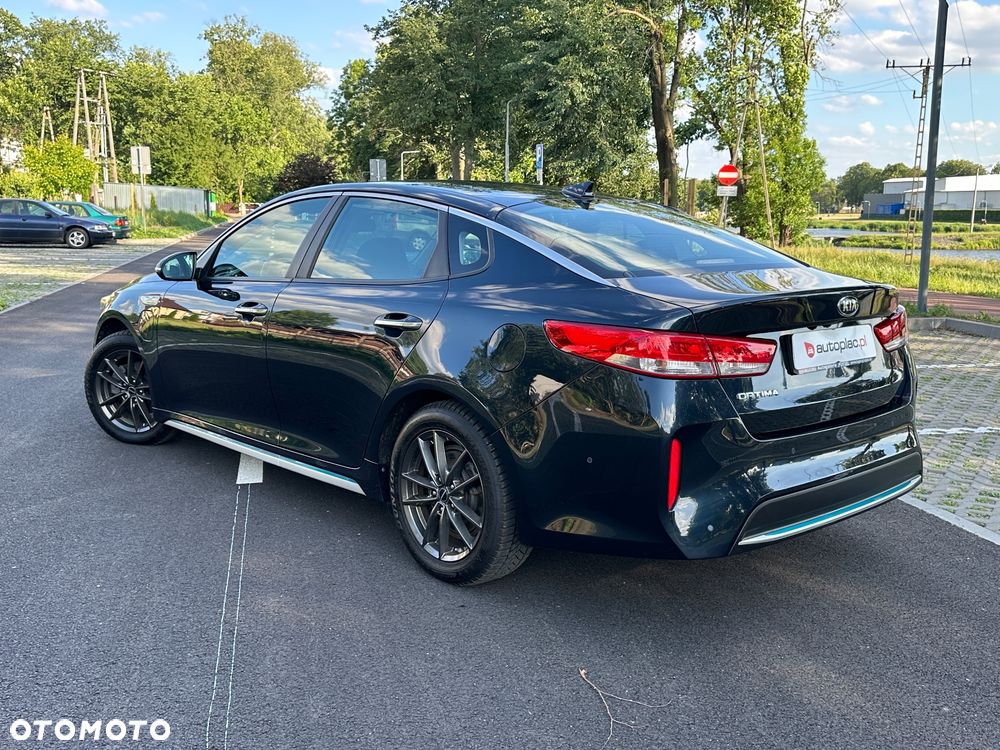 Kia Optima Plug-in Hybrid - 4