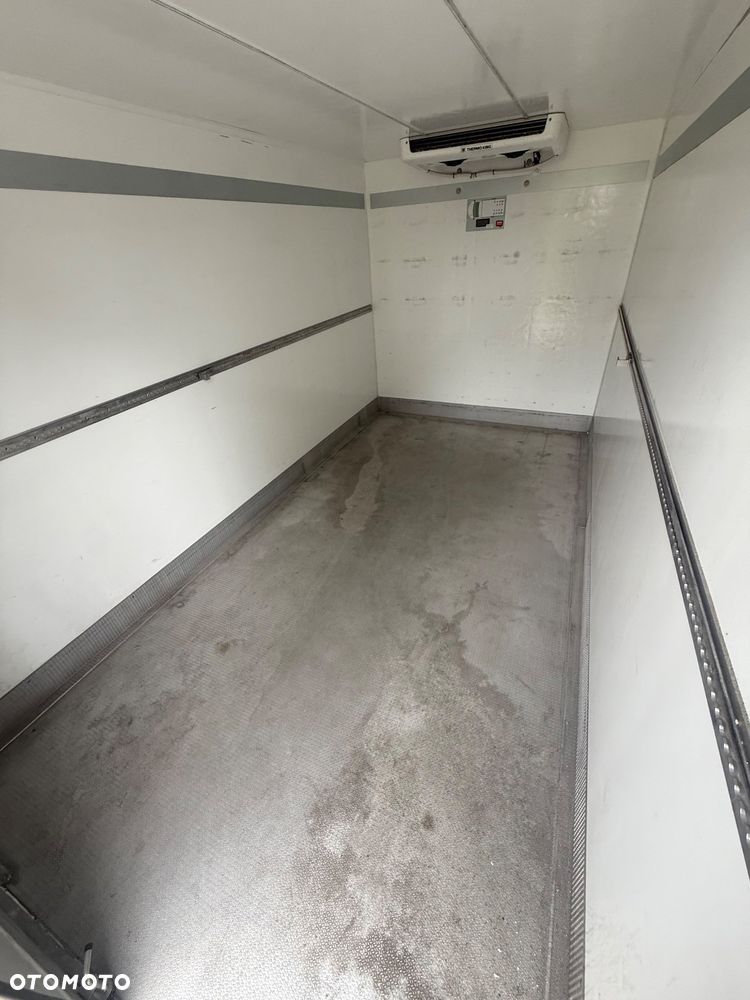Iveco DAILY - 28