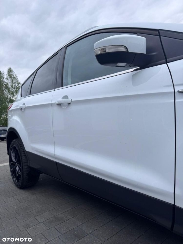 Ford Kuga 1.6 EcoBoost 2x4 Individual - 17