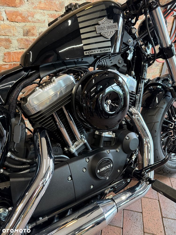 Harley-Davidson Sportster Forty-Eight - 24