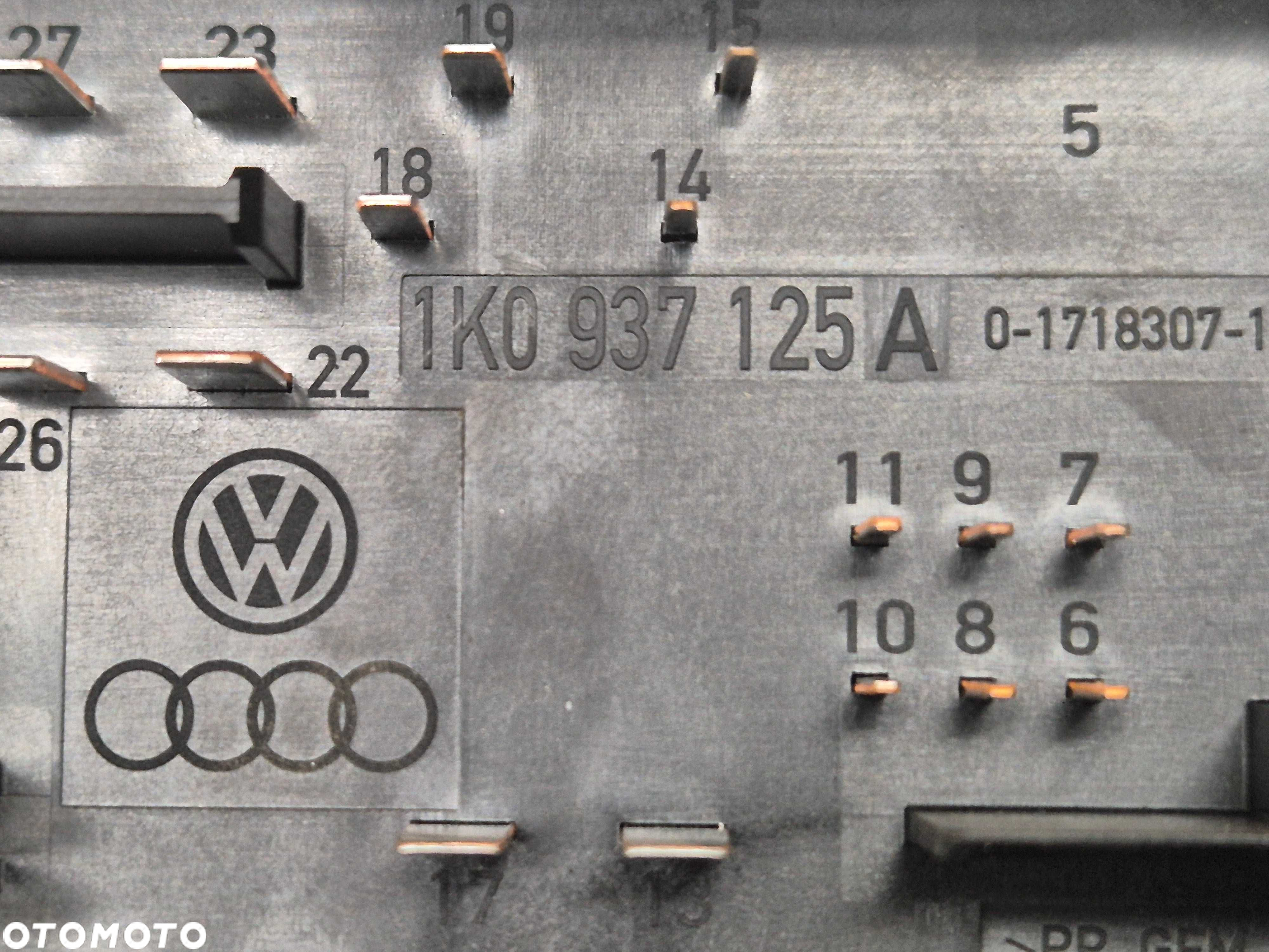vw golf v touran caddy altea leon octavia II skrzynka bezpieczników - 5