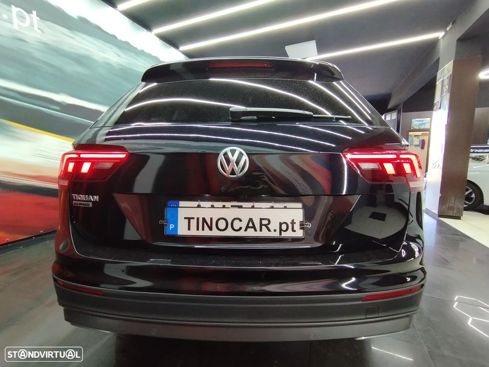 VW Tiguan Allspace 2.0 TDI Confortline DSG - 11