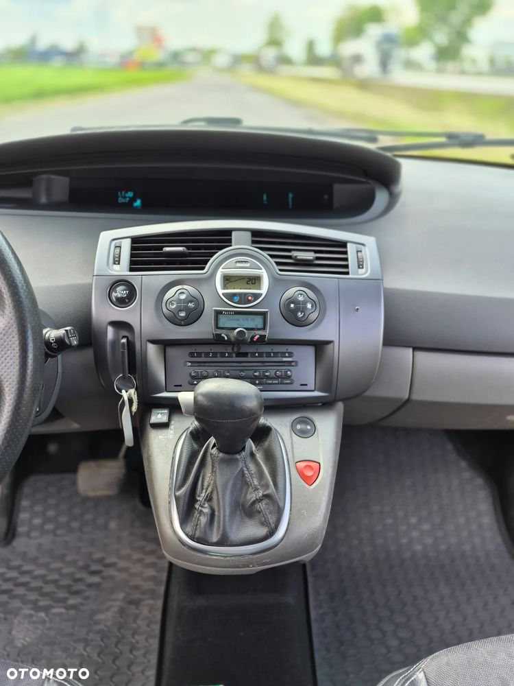 Renault Scenic - 9