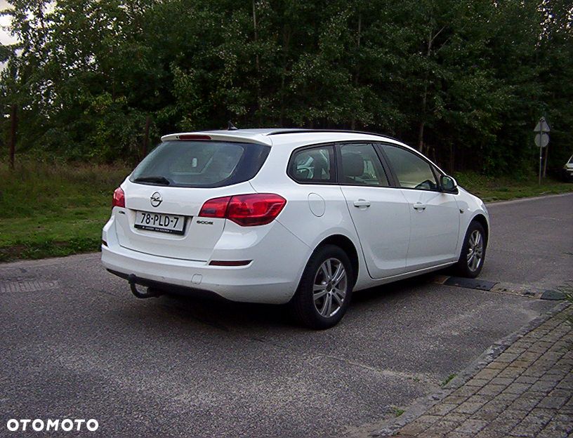 Opel Astra 1.4 ecoFLEX Cosmo - 18