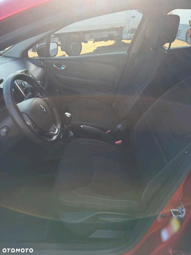 Renault Clio 0.9 TCe Limited - 10