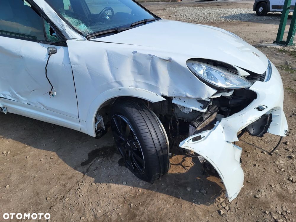 Porsche Cayenne Platinum Edition - 27