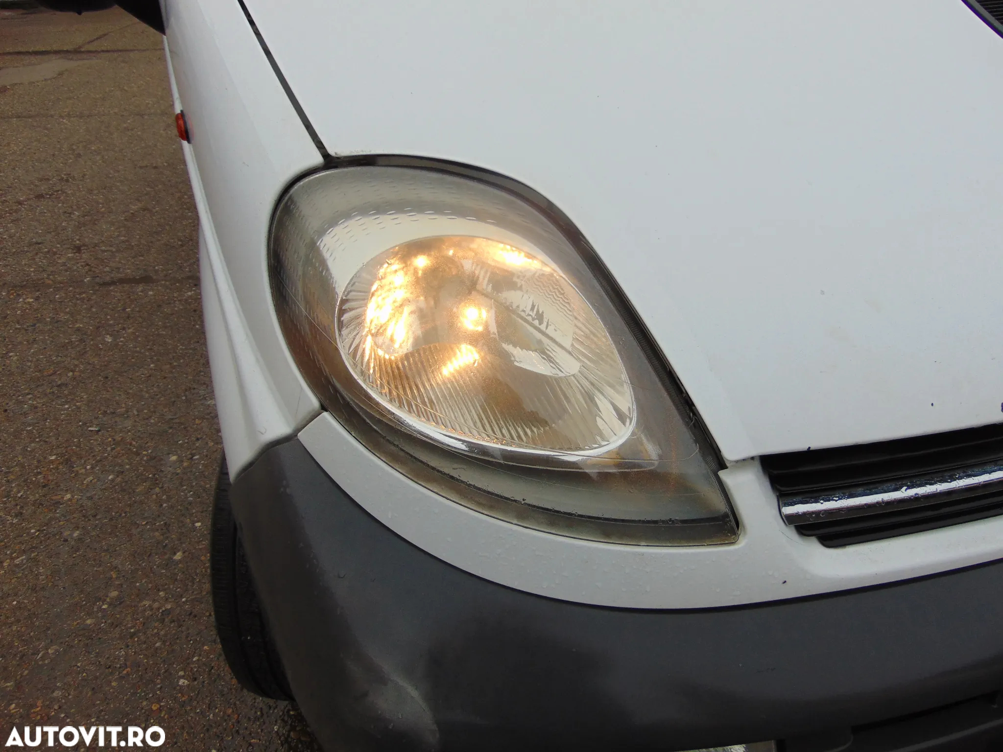 Far Opel Vivaro 2001-2013 faruri stanga dreapta Renault Trafic 2001-2013 - 3
