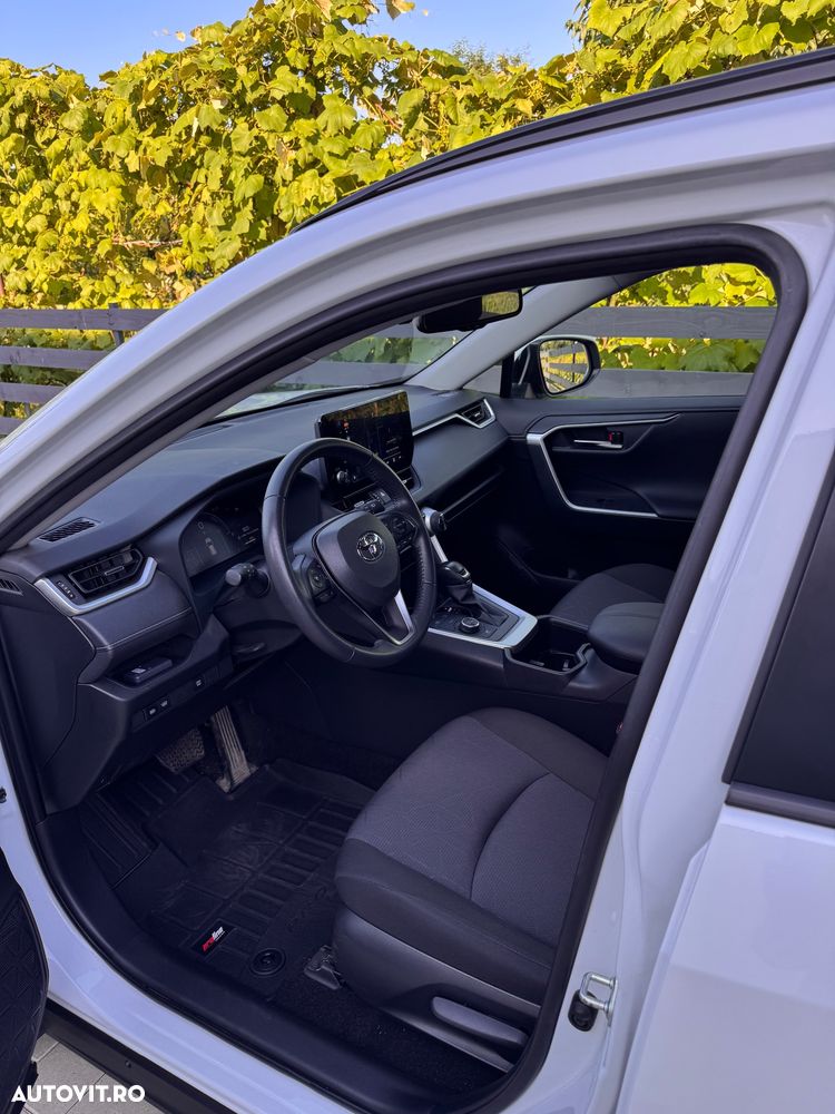TOYOTA RAV4 2024 — imagine 9