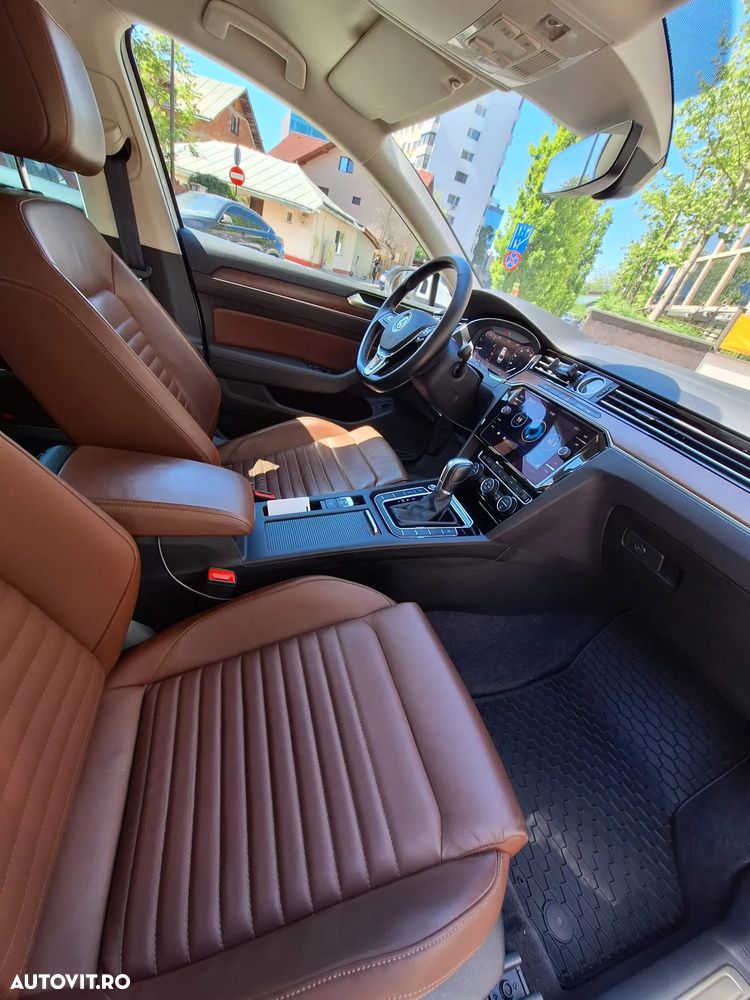 Volkswagen Passat 2.0 TSI DSG Highline - 11