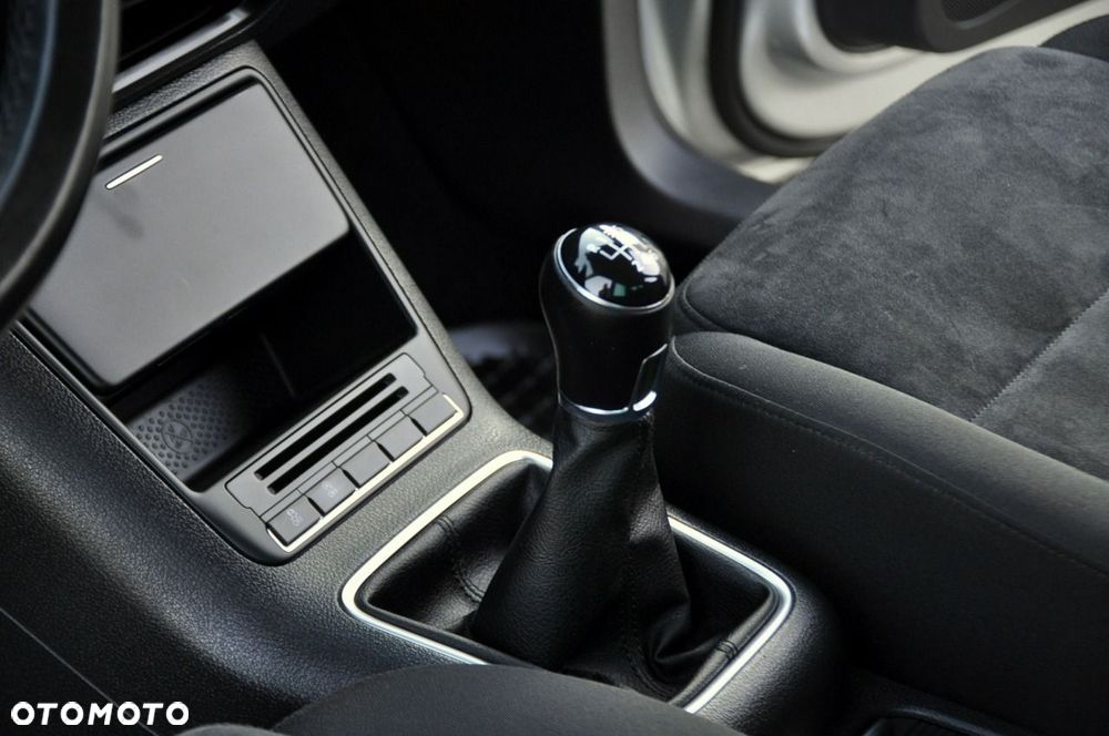 Volkswagen Tiguan - 35