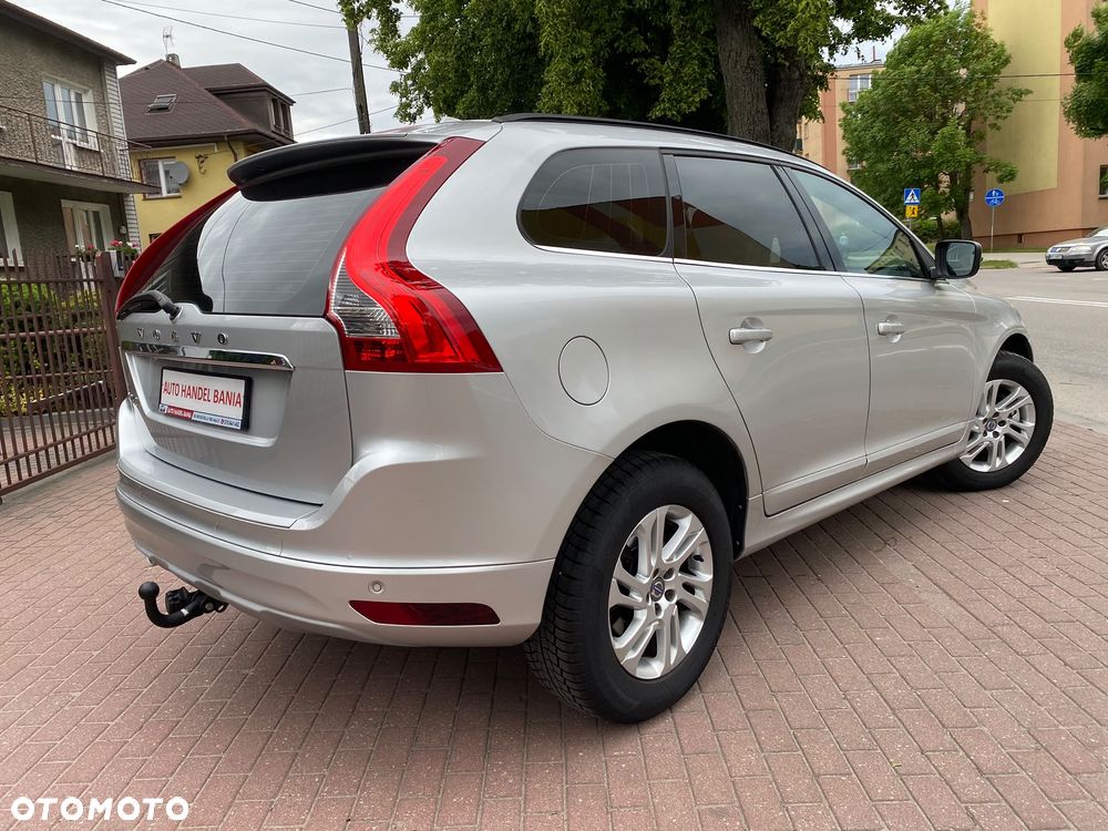 Volvo XC 60 D3 Geartronic Momentum - 22