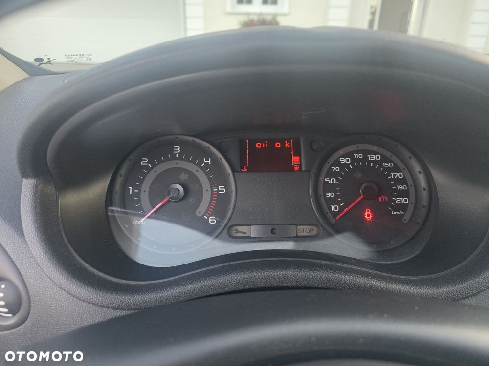 Renault Clio - 7