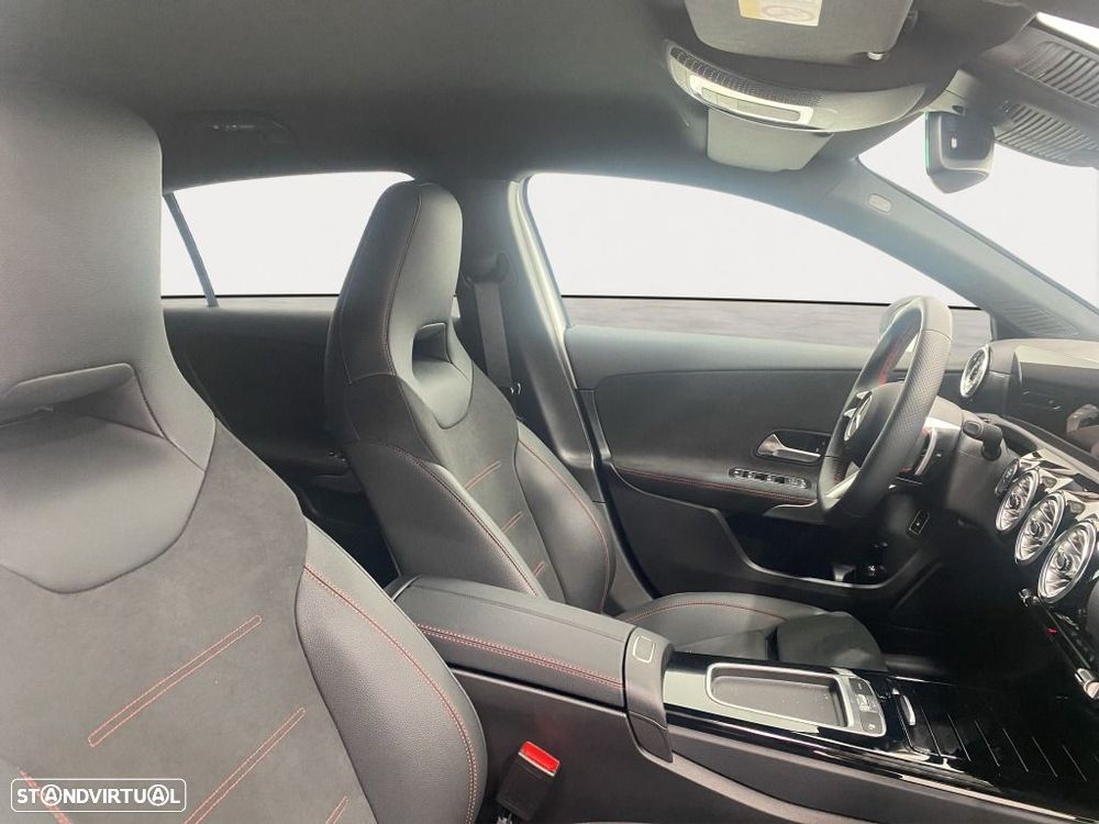 Mercedes-Benz A 250 e - 12