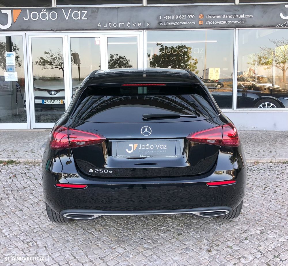 Mercedes-Benz A 250 e - 9