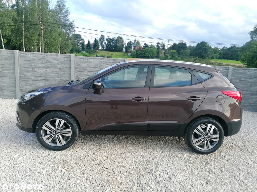 Hyundai ix35 1.6 2WD Fifa World Cup Edition - 4