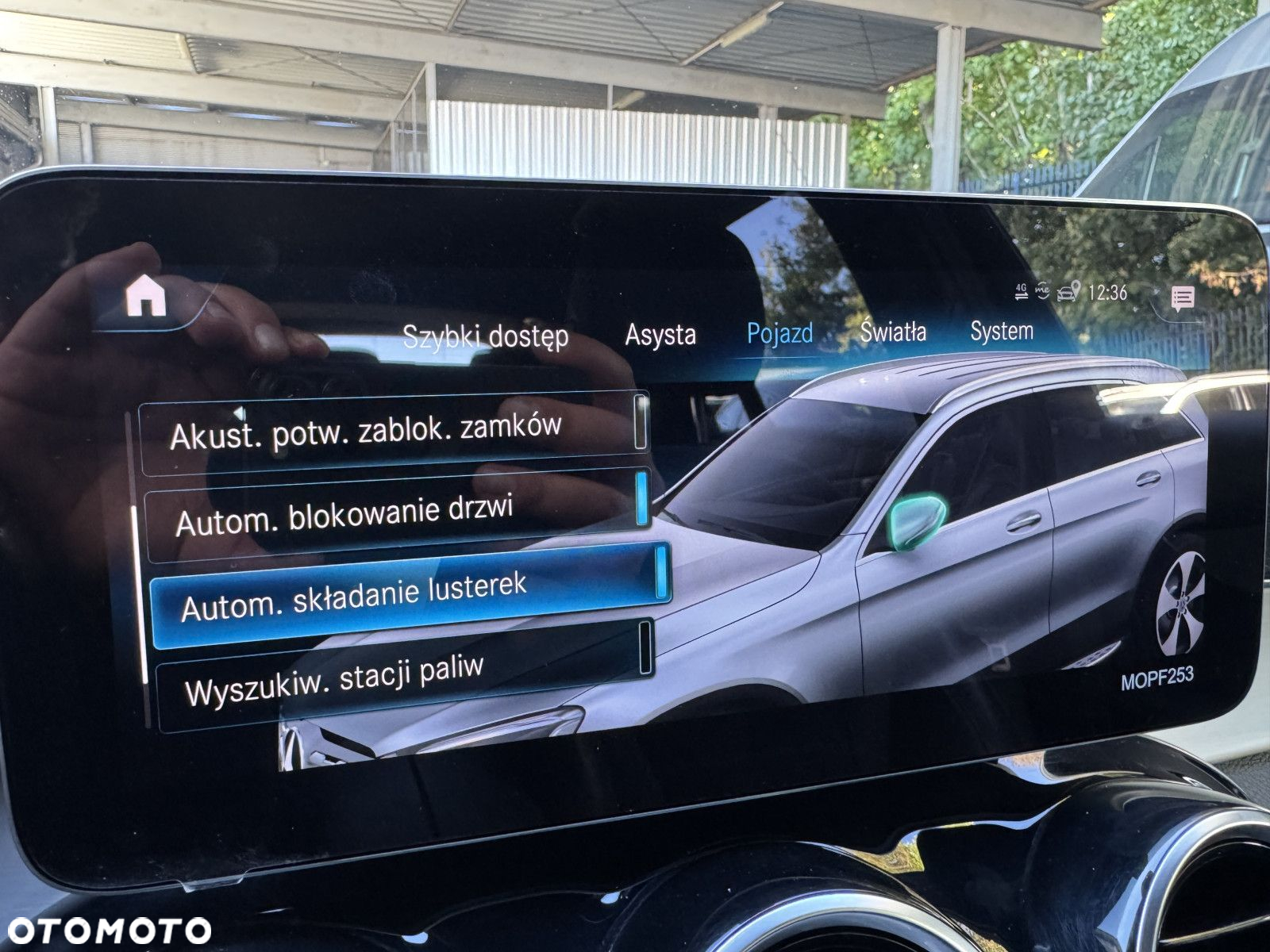 Mercedes-Benz GLC - 28